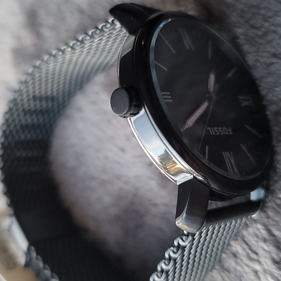 Black Mens Fossil watch NWT - Picture 5 of 8